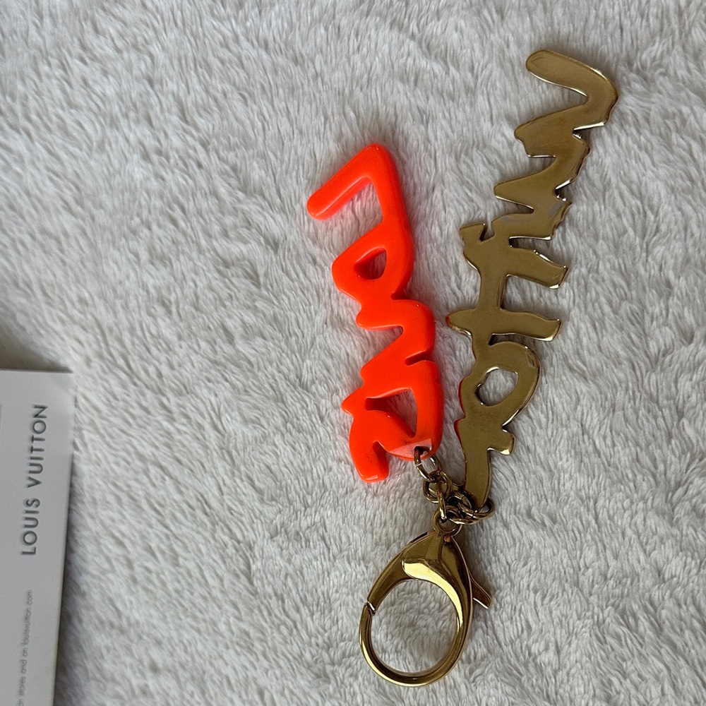 Louis Vuitton Bijou Graffiti Keychain Charm in Neon Orange and Gold - Picture 6 of 8